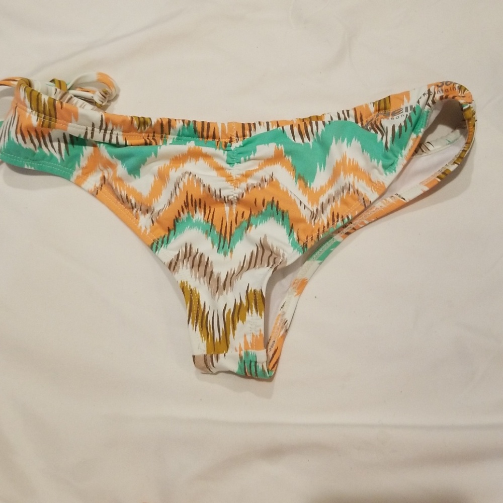 Bikini qss - Picture 3 of 3